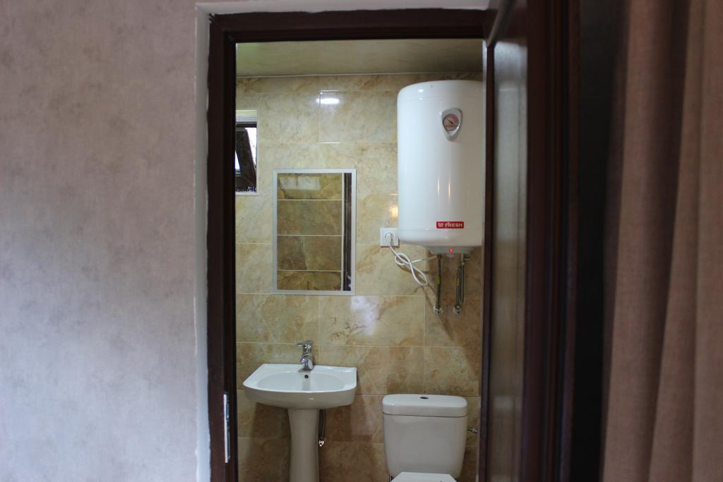 Sakhli Laghamshi Otel Mestia Dış mekan fotoğraf