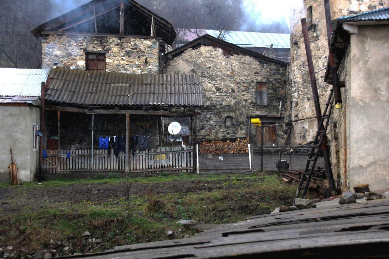 Sakhli Laghamshi Otel Mestia Dış mekan fotoğraf